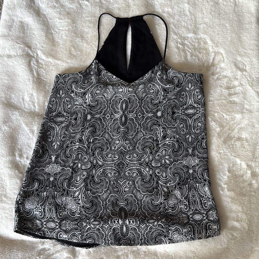 Express reversible black & black/white paisley top
